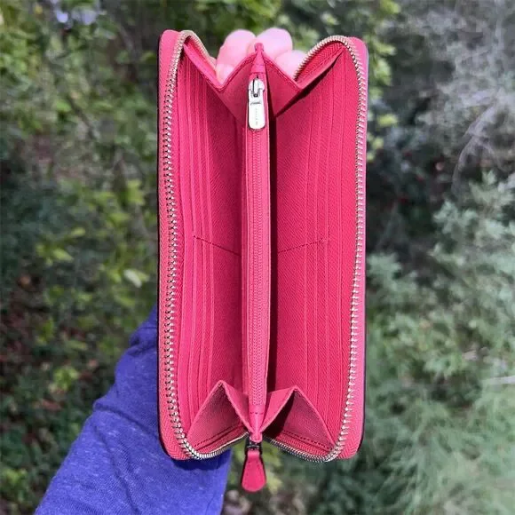 COACH Long Zip-Around Wallet Pink Embossed Leather w Gold Hardware AUTHENTIC - Picture 3 of 8